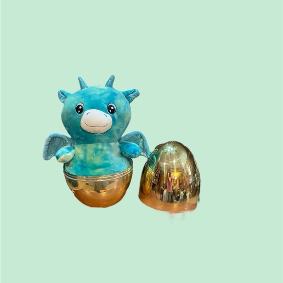 E037 NWT GREEN DRAGON HATCHLING - Picture 2 of 3